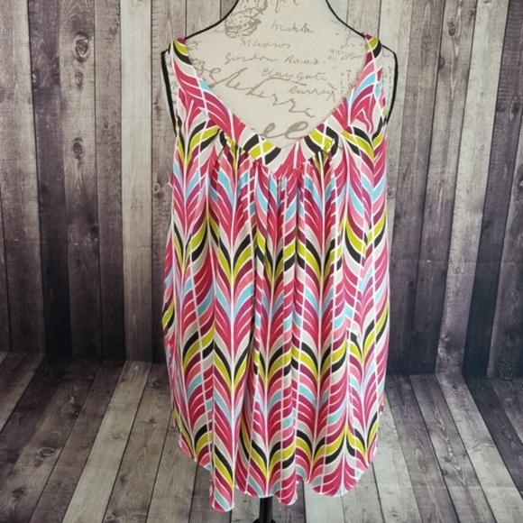 Metro 7 Tops - Metro 7 sleeveless abstract top in Red Fan